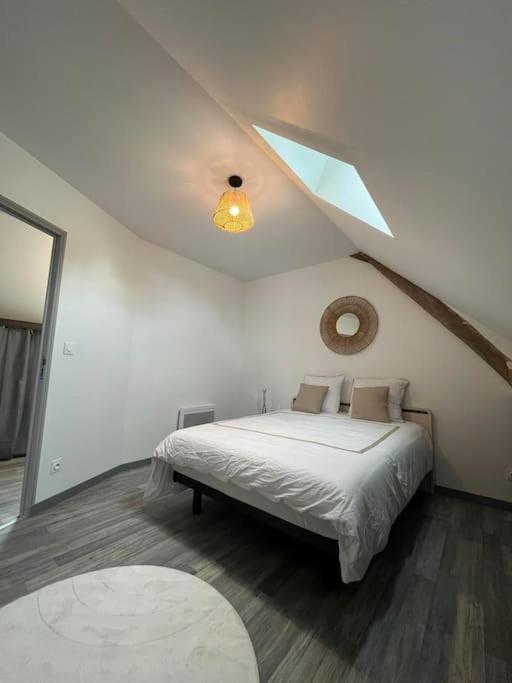 Charmante Maison De Bourg Cosy Acces Wifi Sepmes Eksteriør billede