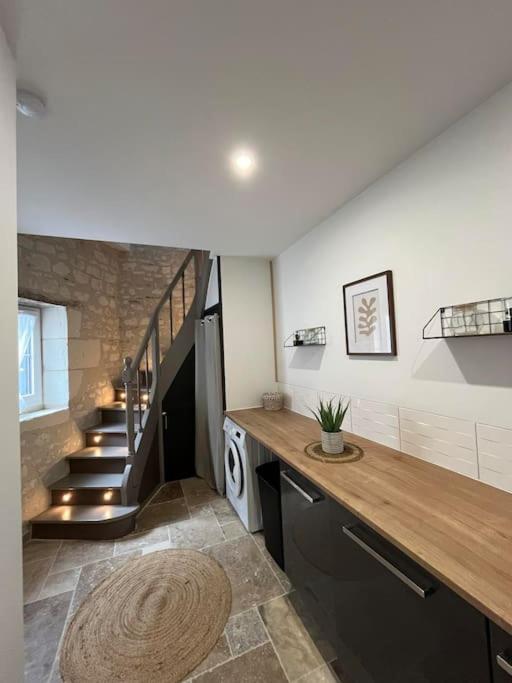 Charmante Maison De Bourg Cosy Acces Wifi Sepmes Eksteriør billede